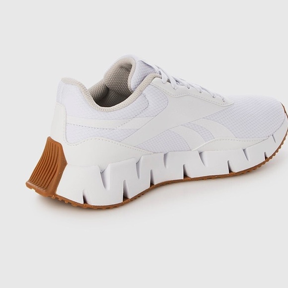 NWB Reebok White Athletic Shoes

Women's Zig Dynamica STR Shoes 9.5 - Picture 5 of 5